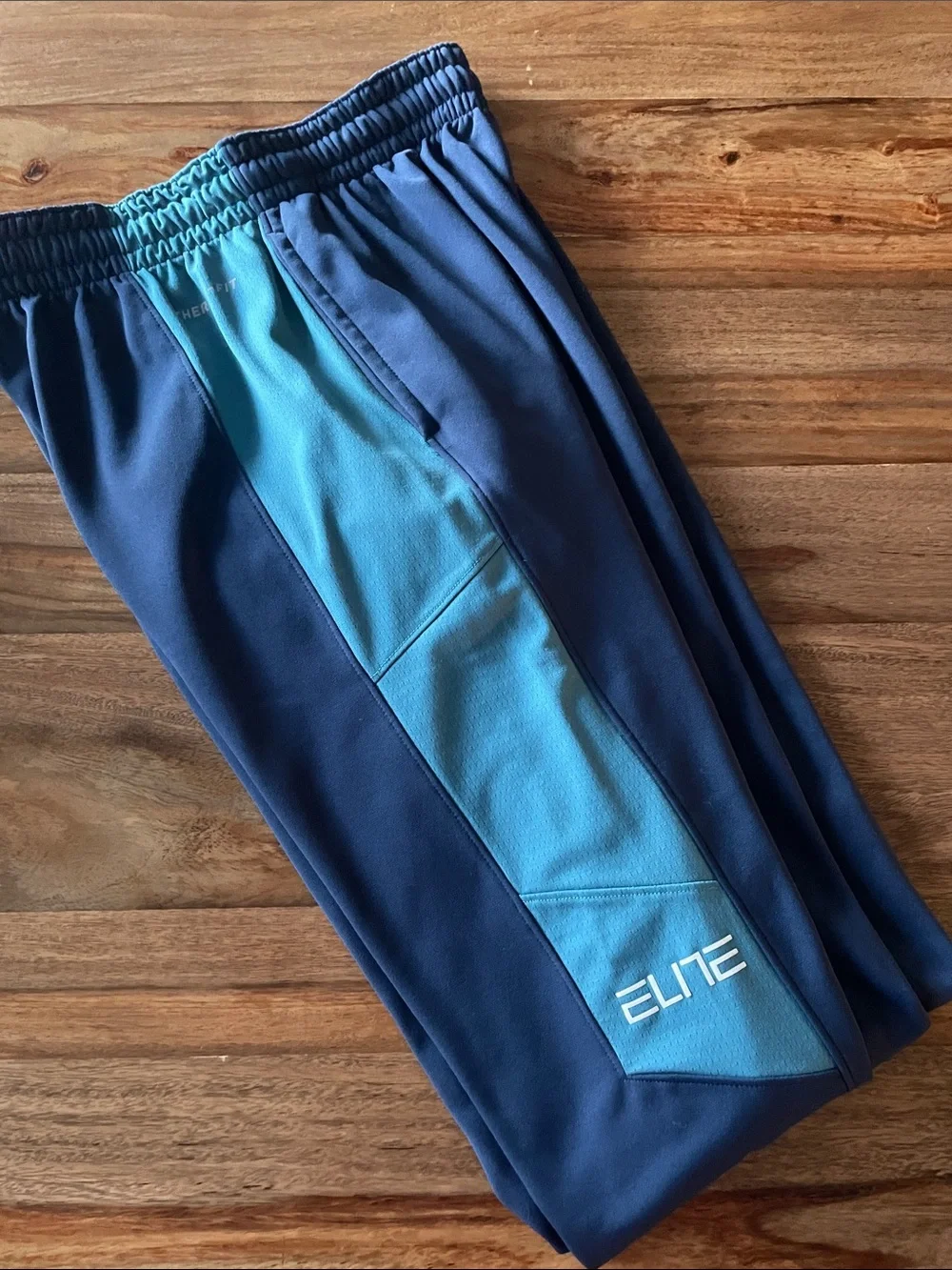 Nike Navy and Teal Elite Matching Sweat Suit Size XL